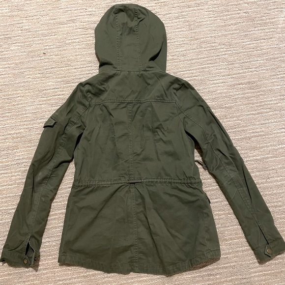 Sky and Sparrow Green Anorak Jacket - Picture 2 of 2
